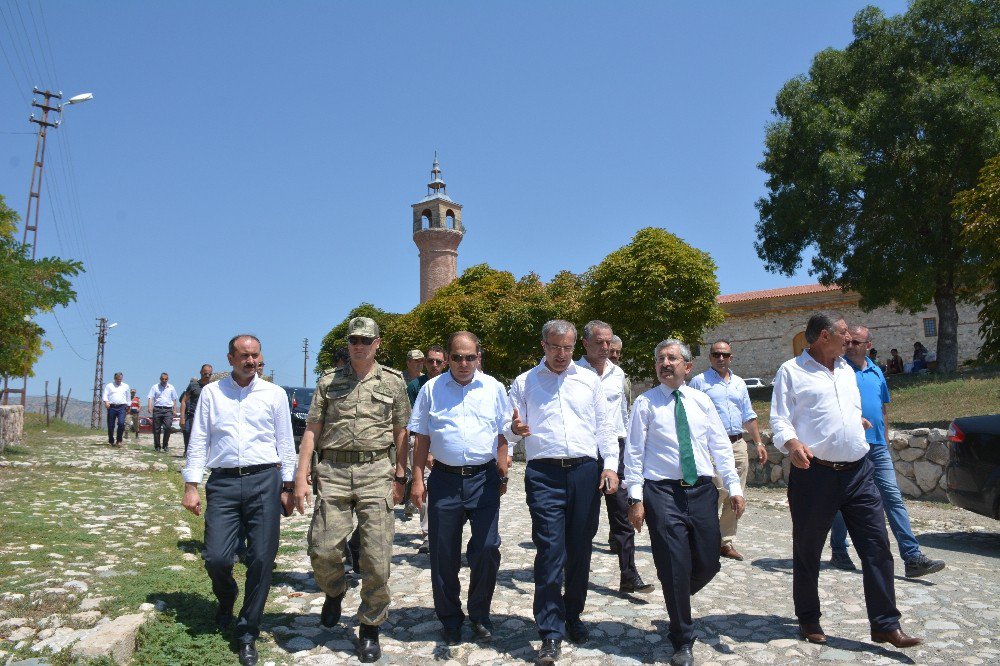 Vali Toraman’dan havalimanı projesi değerlendirmesi