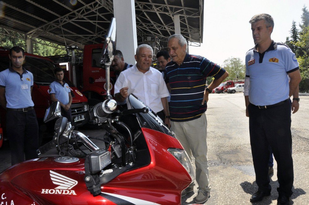 Efsane İtfaiyeci Muğla Büyükşehir’i Ziyaret Etti