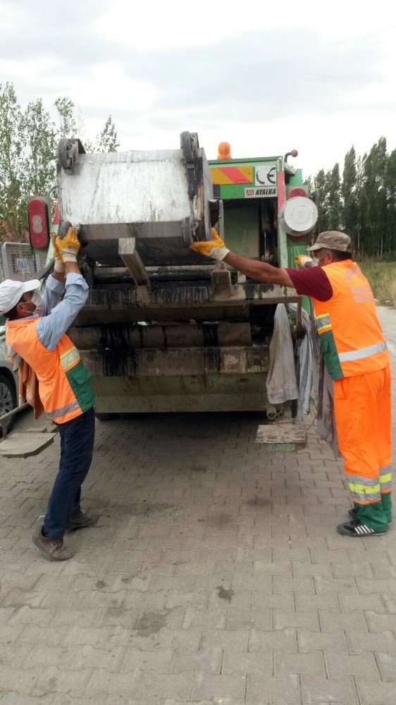 Gürpınar’da temizlik seferberliği