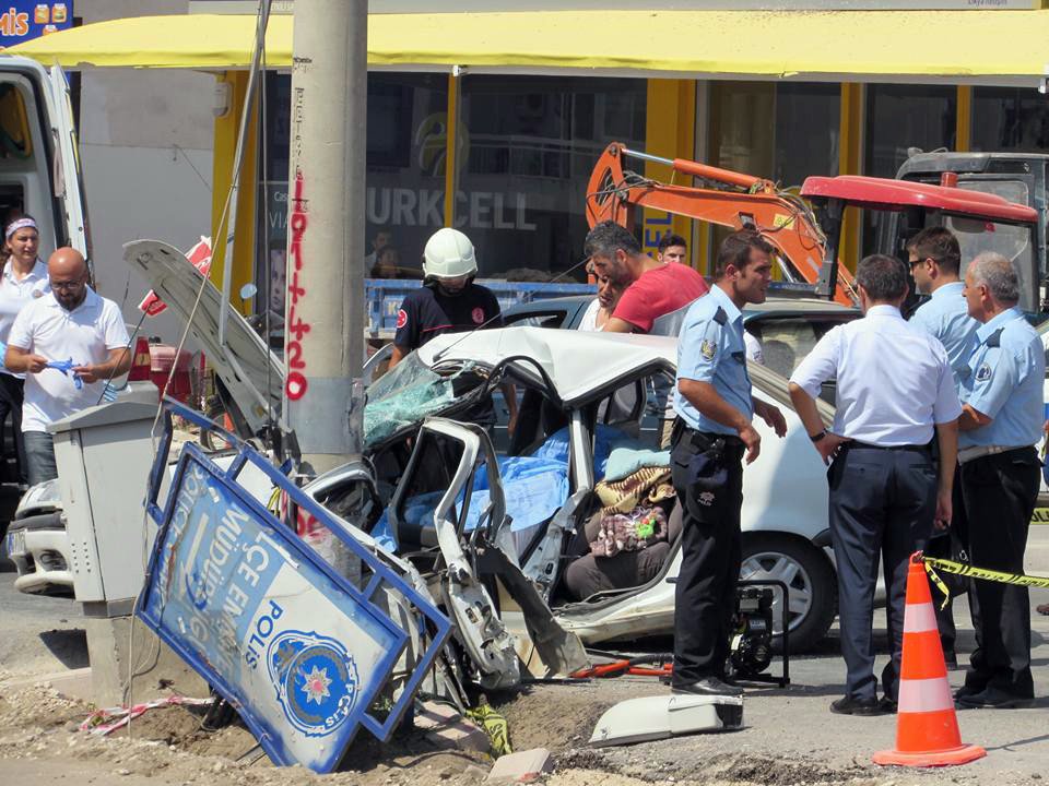 Finike’de trafik kazası: 1 ölü