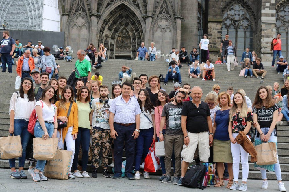 Giresunlu gençler Almanya’dan geldi