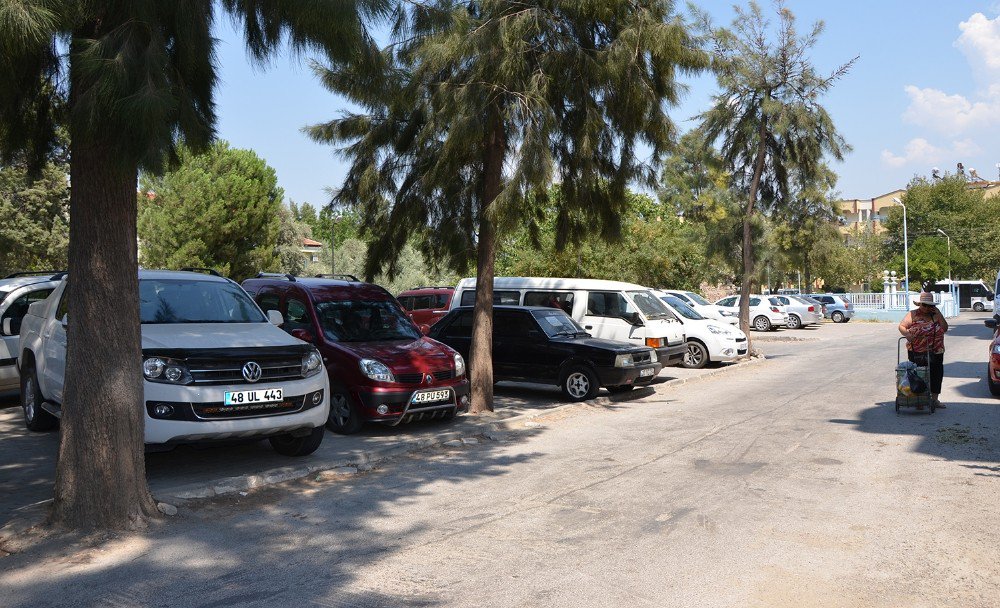 Milas Belediyesinden ulaşım ve otopark sorununa destek