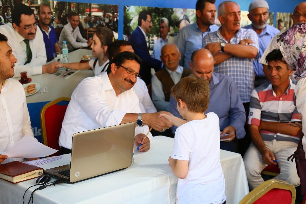 Başkan Ak "Halk Buluşmaları" için Çaldıran Mahallesi’nde