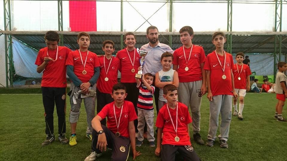 Kur’an kursu öğrencileri futbolda yarıştı