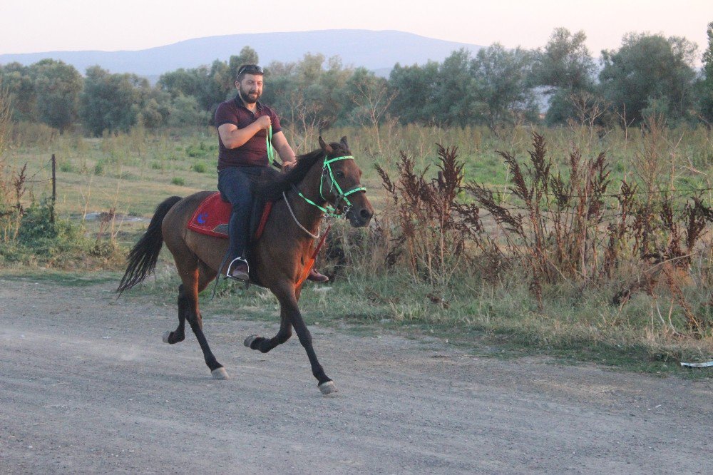 Rahvan at merakını gençlere de aşılamak istiyor