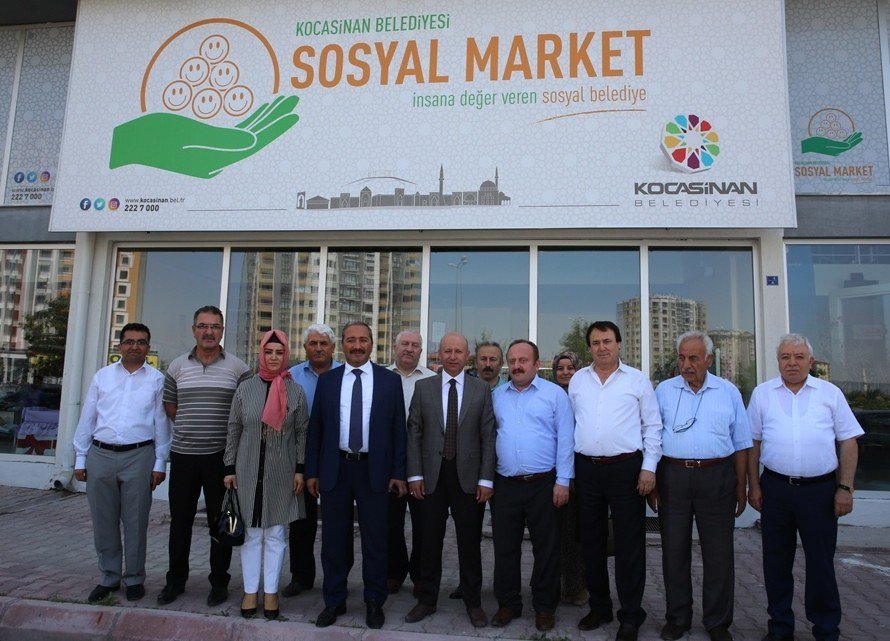 Kocasinan Belediyesi ‘Sosyal Market’ projesiyle muhtaçları yalnız bırakmıyor