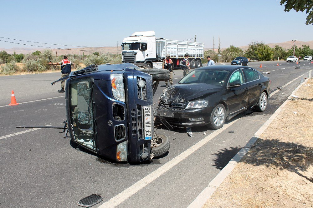 Elazığ’da trafik kazası: 6 yaralı