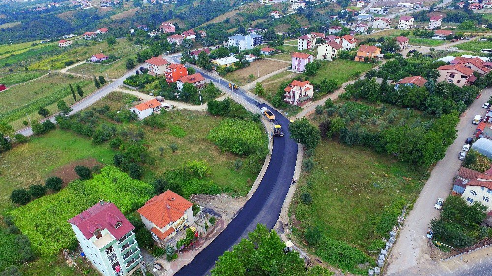 Başiskele’de asfalt çalışmaları sürüyor