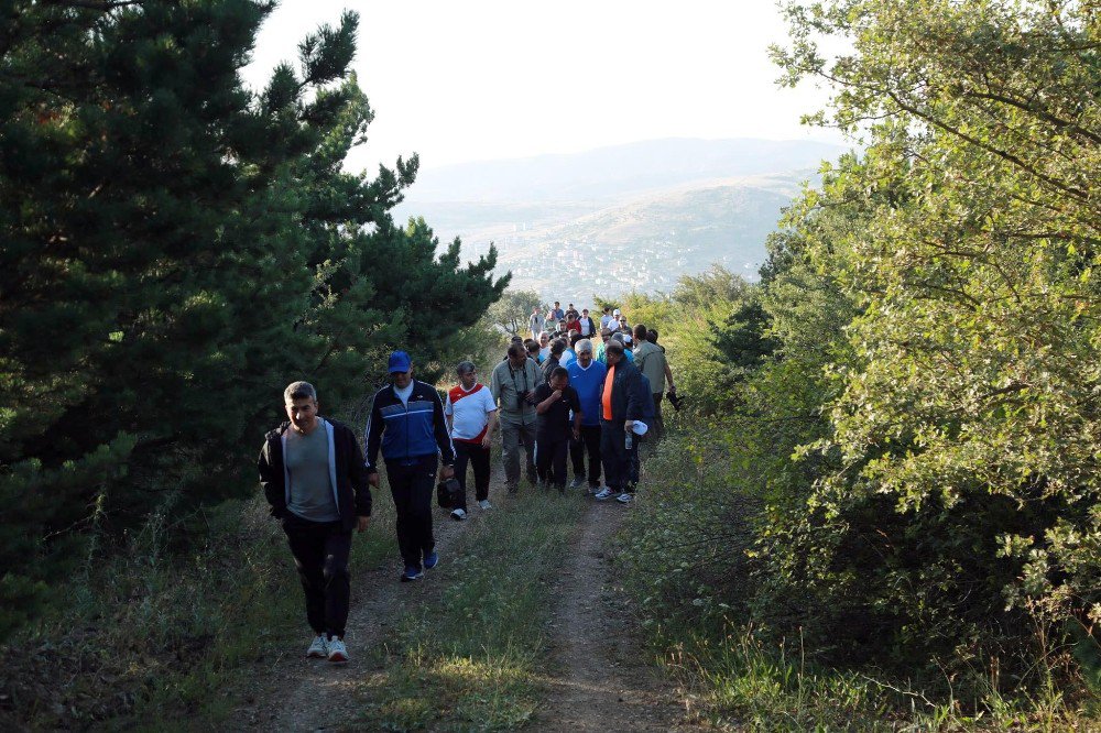 Yozgat’ta kamu çalışanları sağlıklı yaşam için yürüdü