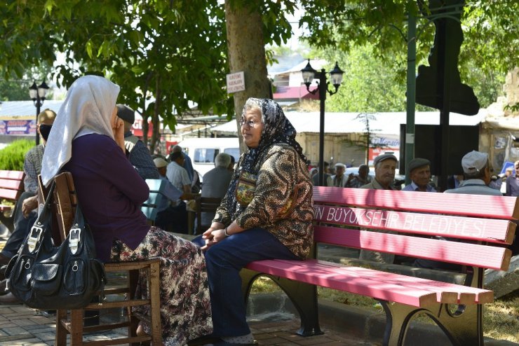 Mara Meydan Parkında yenileme çalışmaları sona erdi