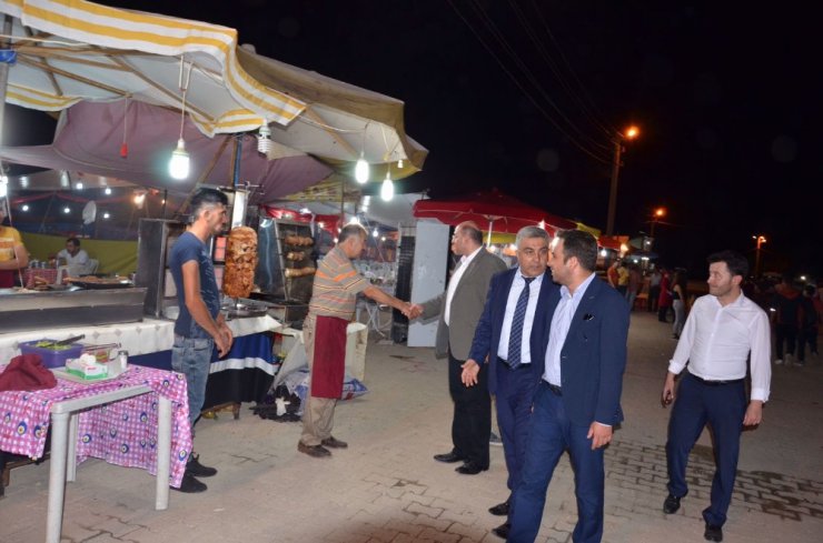 Milletvekili İshak Gazel ve AK Parti İl Başkanı Ali Çetinbaş Hisarcık Festivali’ni gezdi