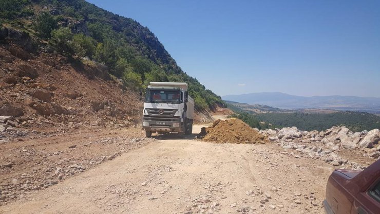 Simav’da yol genişletme ve asfaltlama çalışması