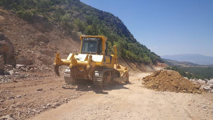 Simav’da yol genişletme ve asfaltlama çalışması