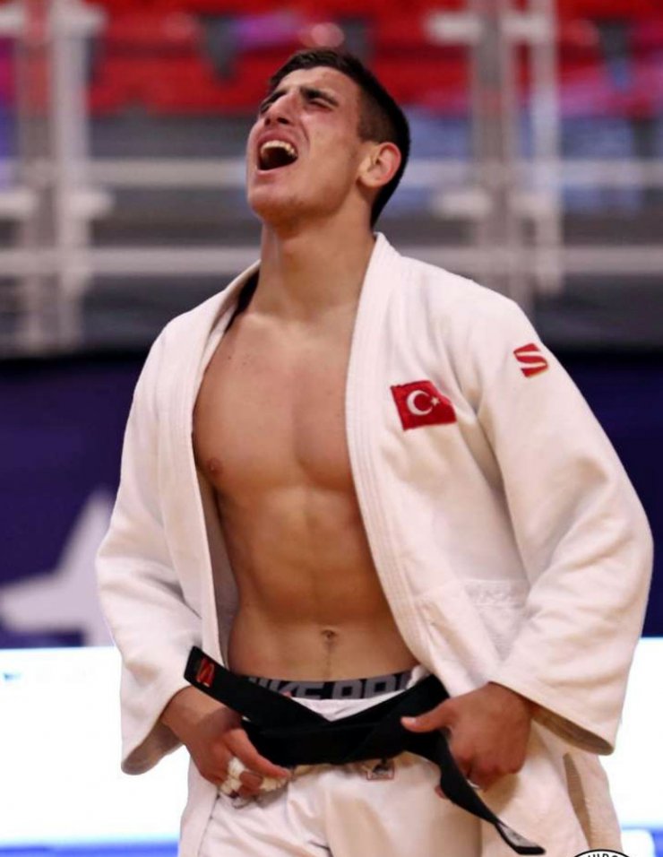 Ümitler Dünya Judo Şampiyonası’nda Mustafa Koç, bronz madalya kazandı