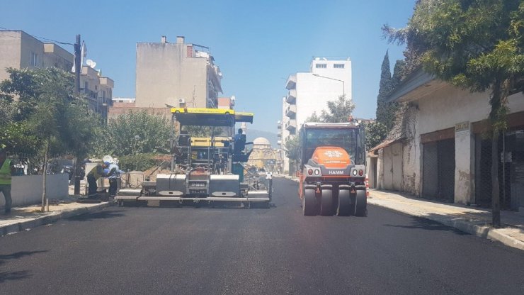 Aydın Büyükşehir asfalt çalışmalarını Söke’de sürdürüyor