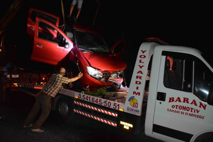 Köyceğiz’de otomobil kanala devrildi; 7 yaralı