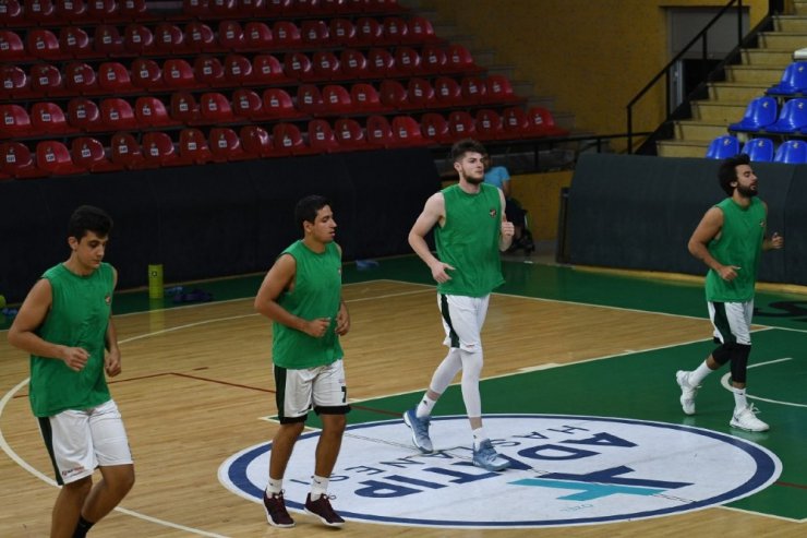 Büyükşehir Basket yeni sezon hazırlıklarını sürdürüyor