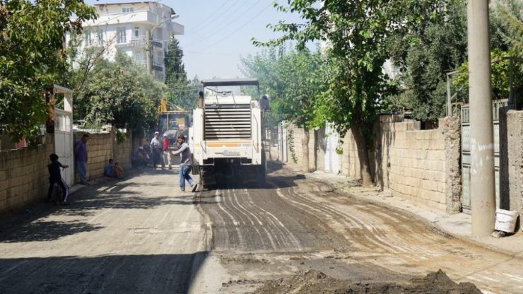 Malazgirt Mahallesi yıllar sonra yeni asfalta kavuşuyor