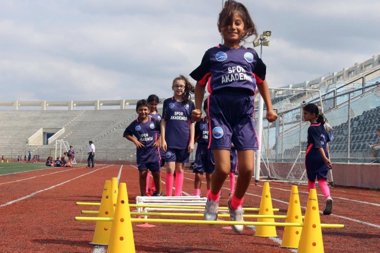 Büyükçekmece Belediyesi Yaz Spor Okulu doludizgin