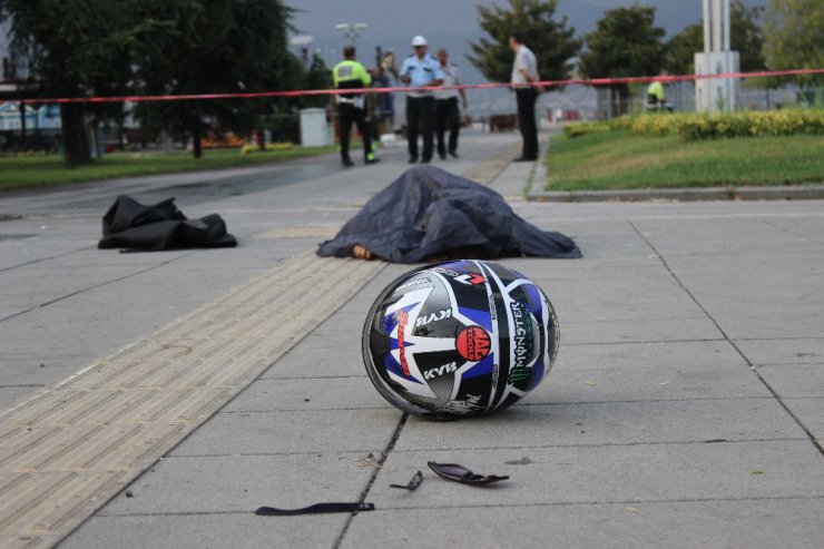 Kocaeli’de motorsiklet kazası: 1 ölü, 1 yaralı