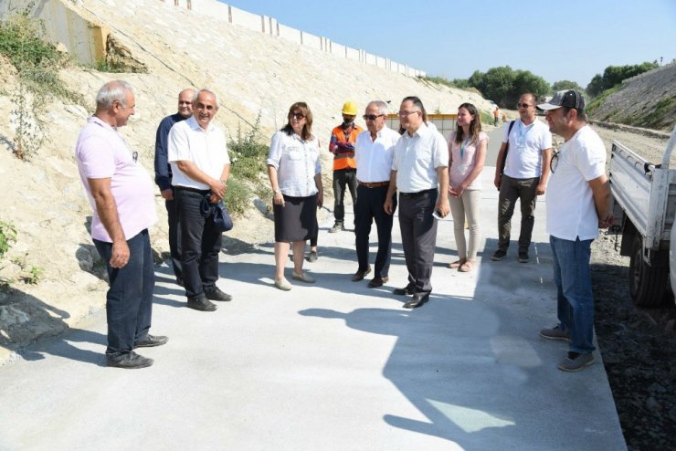 Terminal önündeki derede ıslah çalışması