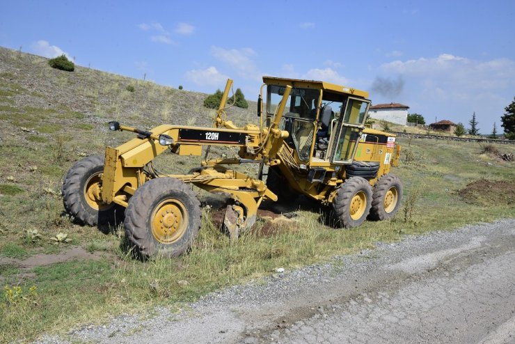 Musaözü’nde yol bakım çalışması