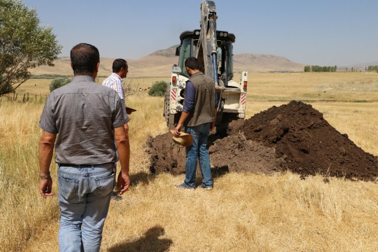 Varto’da kanalizasyon hattı yenileme çalışması