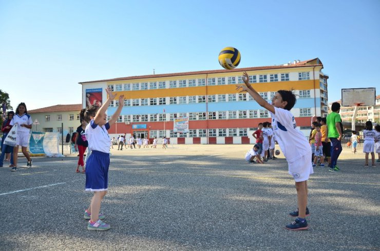 Pursaklar’da yaz spor okulu coşkusu