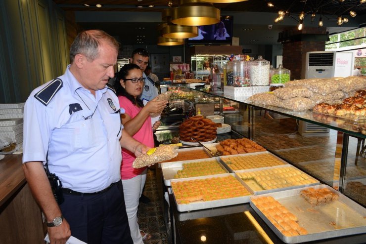 Zabıta ekipleri bayram öncesi denetimlerini sıklaştırdı