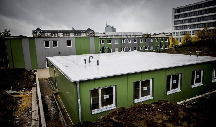 Almanya’da, mülteciler apartman dairelerinde yaşamaya başladı