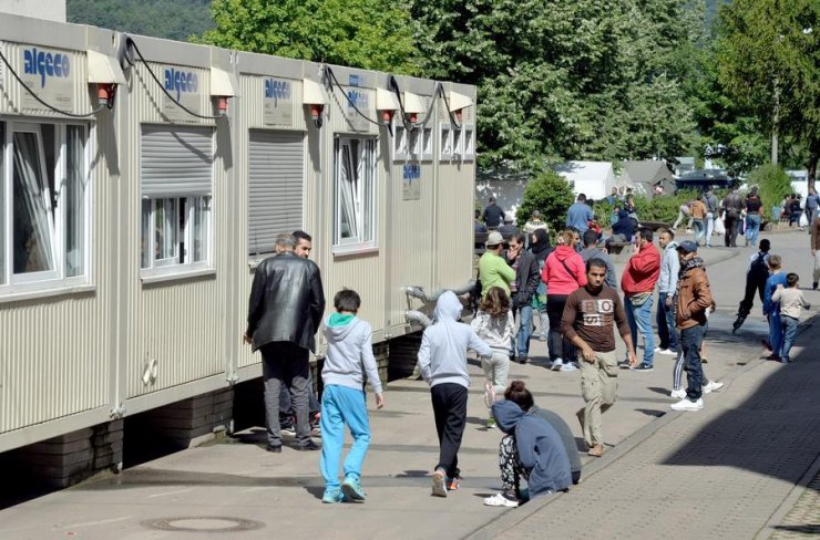 Almanya’da, mülteciler apartman dairelerinde yaşamaya başladı