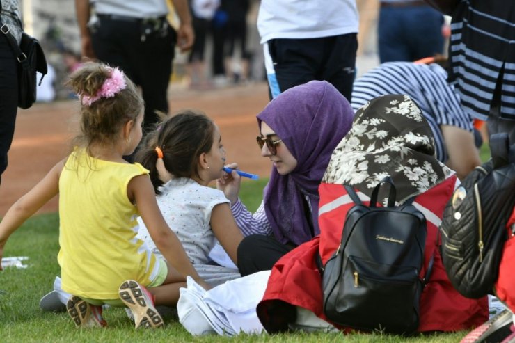 Damla Projesi ile gönüllere dokunuyorlar