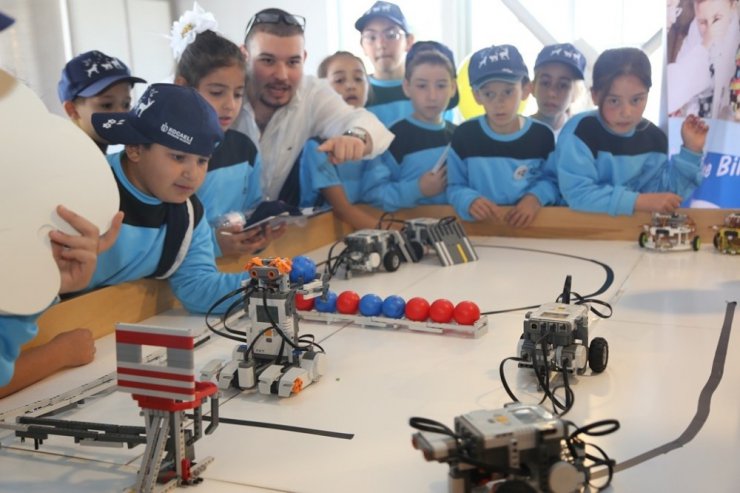 Büyükşehir’in Bilişim Fuarı’nda “CERN” ödüllü yarışma