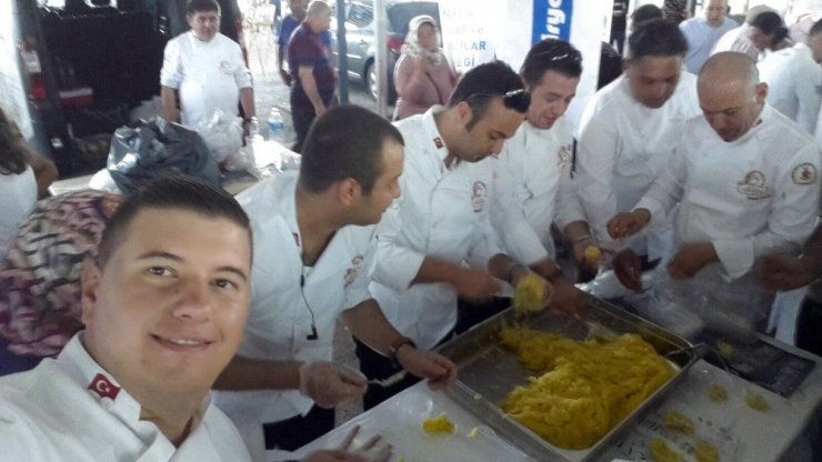 Tekirdağ Aşçılar ve Pastacılar Derneği, Mengen Uluslararası 32. Aşçılık ve Turizm Festivali’ne katıldı