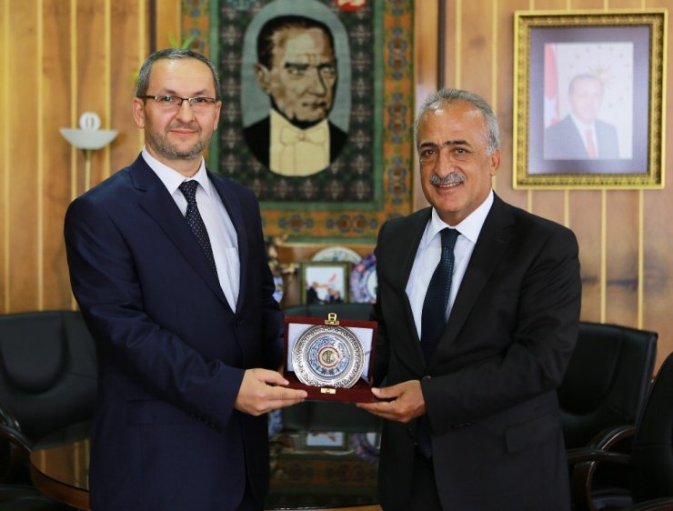 Atatürk Üniversitesi ile Diyanet İşleri Başkanlığı arasında bilimsel işbirliği protokolü imzalandı