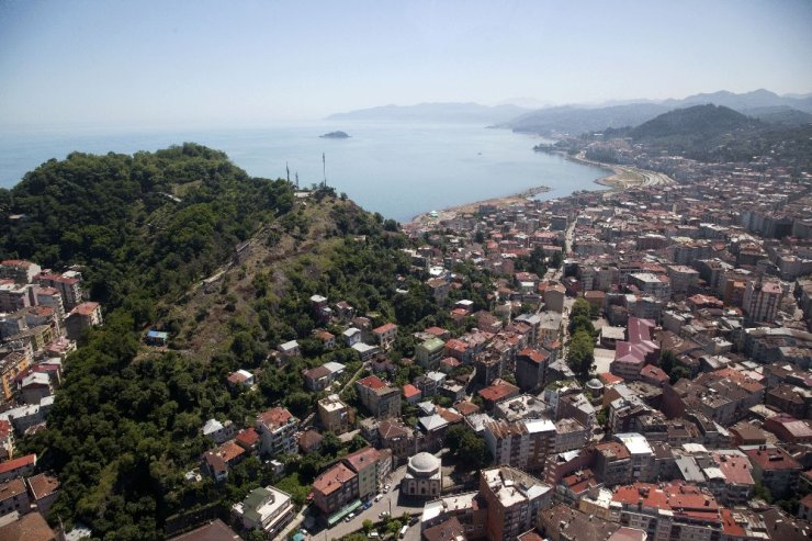 Giresun Kalesi’ne ziyaretçi akını