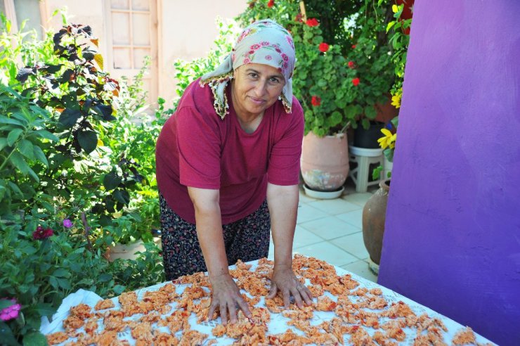 Üretici kadınlar tarhana yapacak