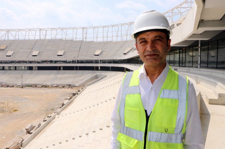 Adanalılar Koza Stadı’nda yazın terlemeden kışın üşümeden maç izleyecek