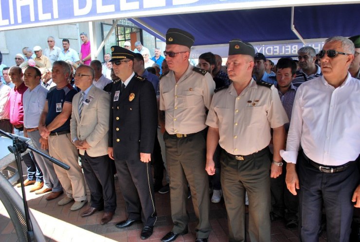 Hayatını kaybeden polis memuru son yolculuğuna uğurlandı