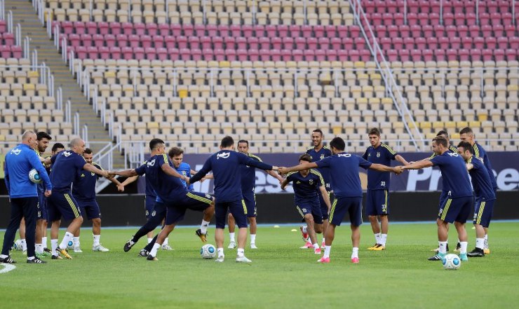 Fenerbahçe’de Vardar maçı hazırlıkları tamam