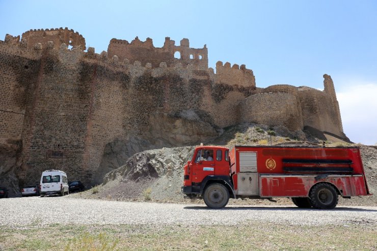 Gürpınar Belediyesi kültürel mirasa sahip çıkıyor