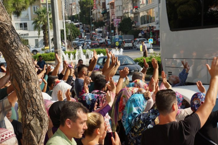 Aydın’da hac kafilesi dualarla uğurlandı