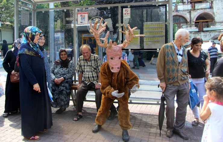 ’Geyik’ dağdan indi, otobüse bindi