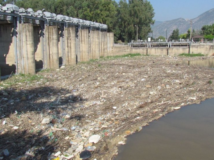 Uzmanlar, Büyük Menderes Nehri’ndeki tehlikeye dikkat çektiler