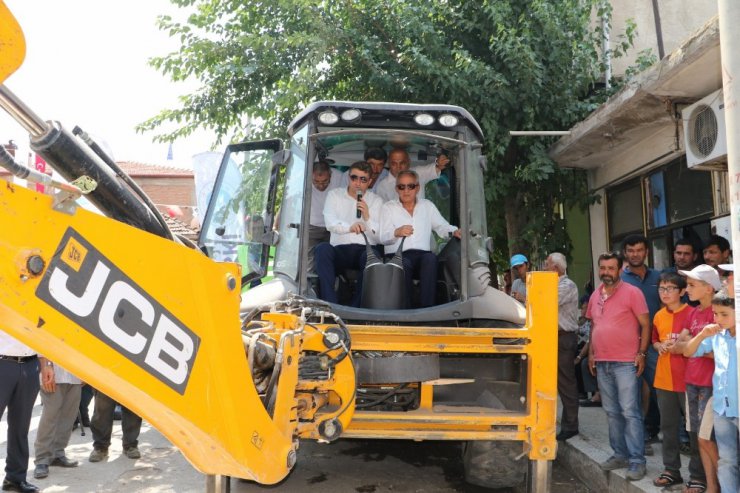 Gökçeören Mahallesine yapılacak 9 milyonluk yatırım törenle başladı