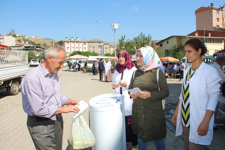 Vatandaşları kalp krizi konusunda bilgilendirdiler