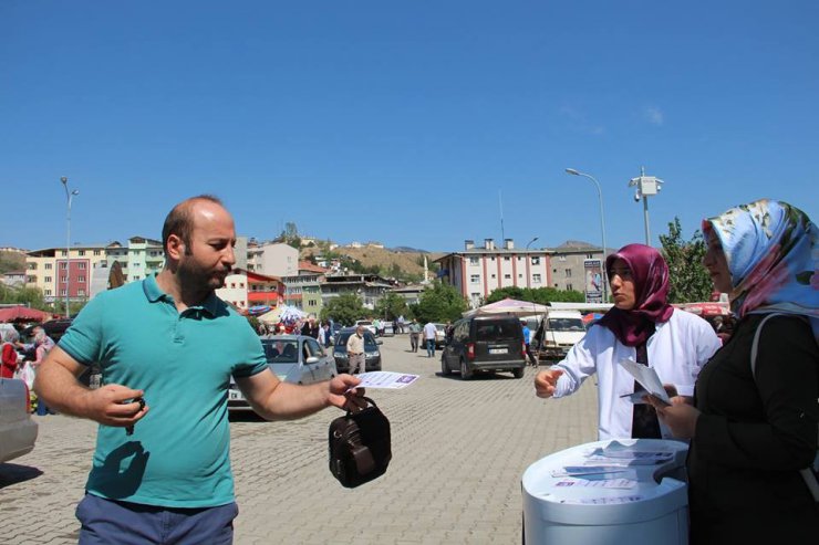 Vatandaşları kalp krizi konusunda bilgilendirdiler