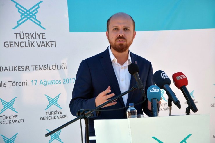 Bilal Erdoğan: "Recep Tayyip Erdoğan liderliğinde dünyanın gönlü en geniş milleti olduk"