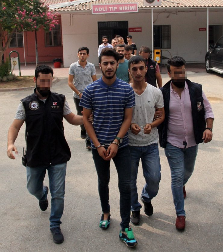 Adana’da PKK operasyonunda gözaltına alınan 23 kişi adliyeye sevk edildi