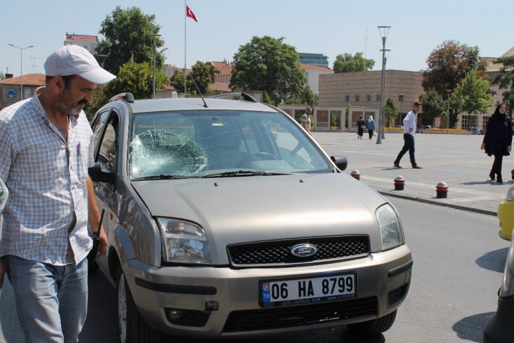 Ahmetpaşa Caddesinde trafik kazası